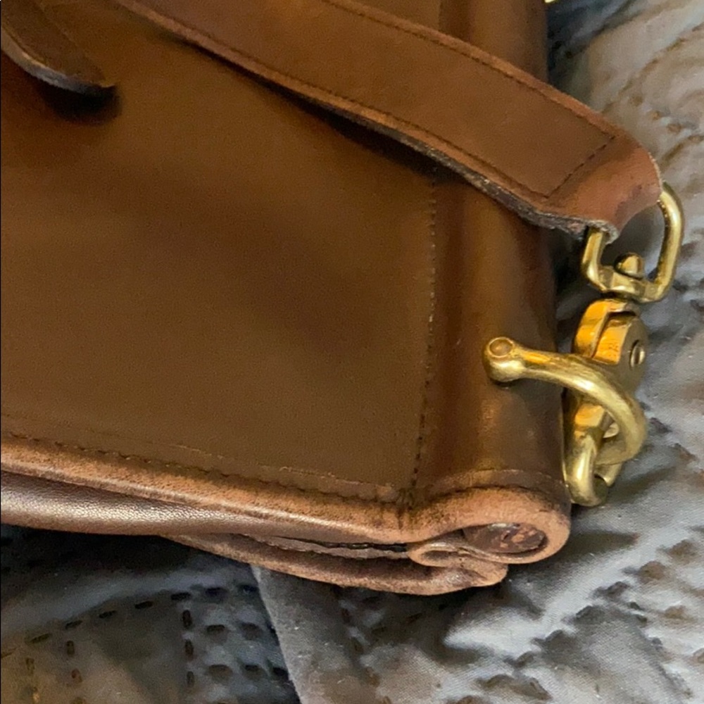 Coach leather messenger bag - Picture 6 of 11